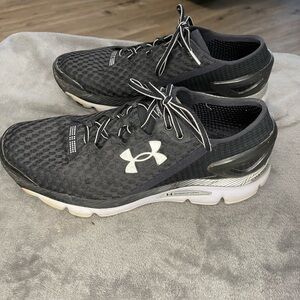 Under Armour SpeedFoam Charged Black and White Athletic Sneakers Running Shoes